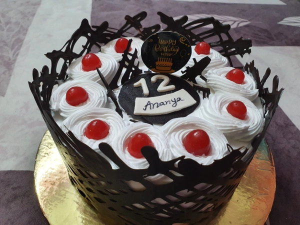 Black Forest Cake - 2 pound